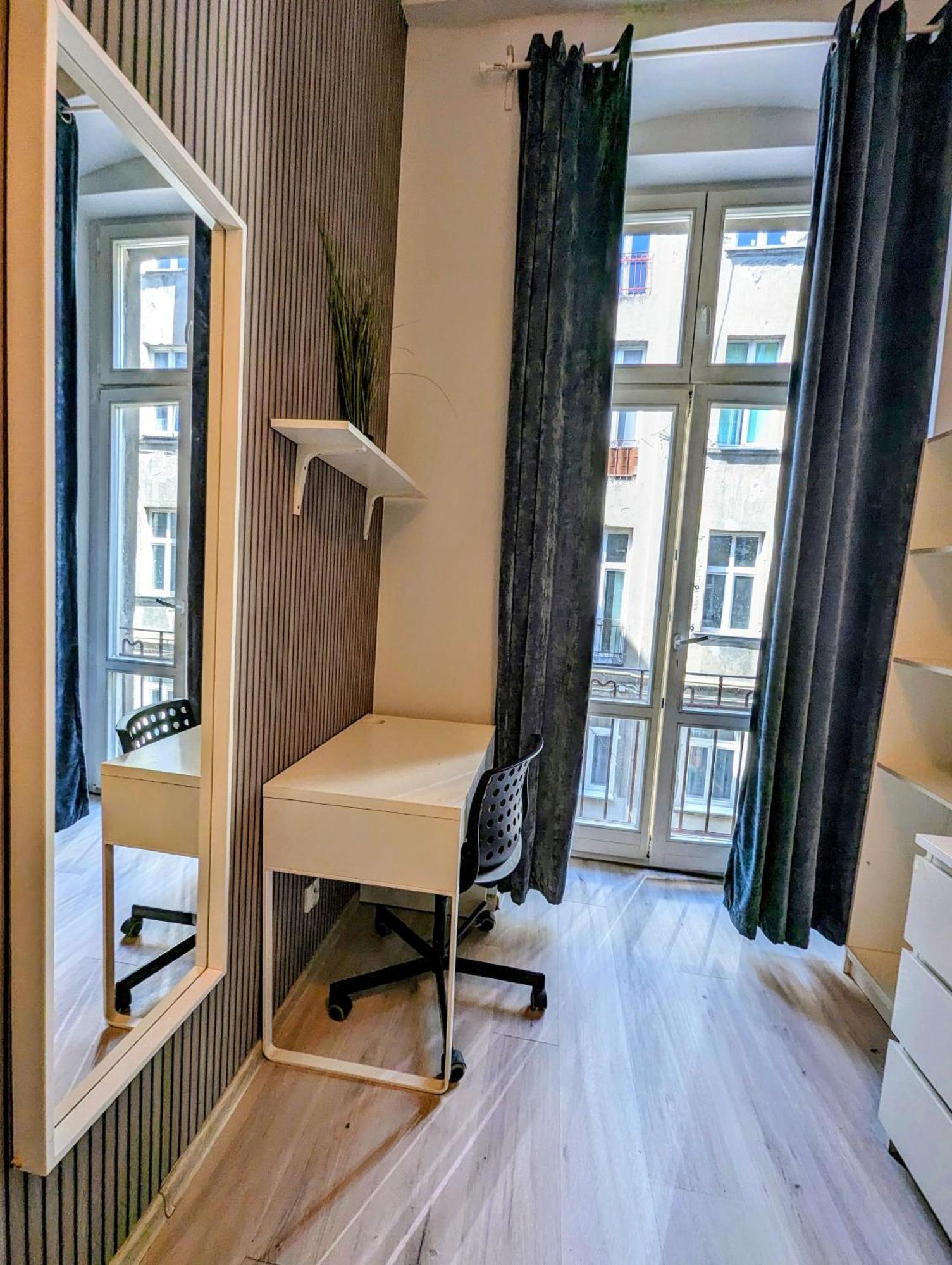 Centrum Fabryczna Rooms Лодзь Экстерьер фото